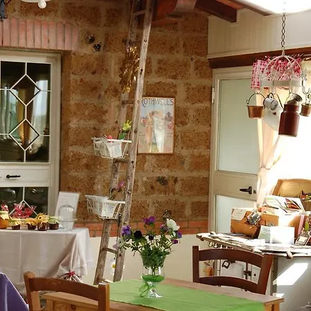 Bed & Breakfast Menica Marta Country House *